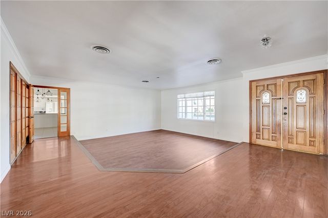 3689 North Rosecrest Circle, Las Vegas, NV 89121