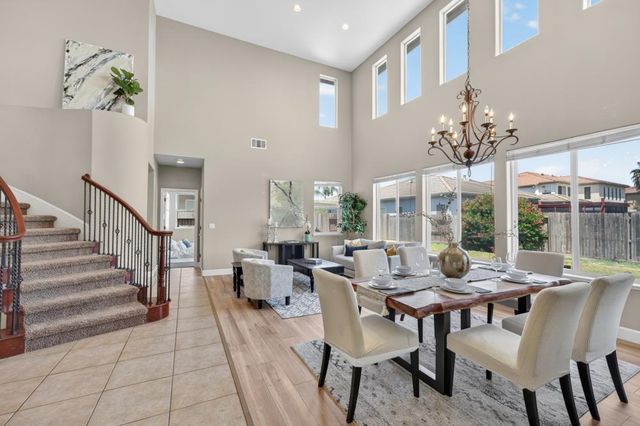 10387 Jillson Way, Elk Grove, CA 95757