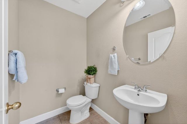10387 Jillson Way, Elk Grove, CA 95757