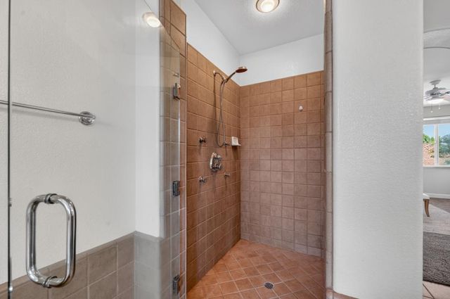 10387 Jillson Way, Elk Grove, CA 95757
