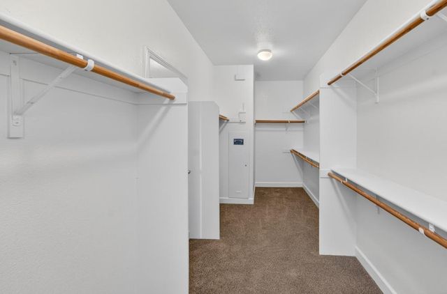 10387 Jillson Way, Elk Grove, CA 95757