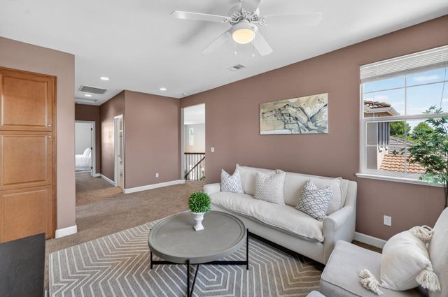10387 Jillson Way, Elk Grove, CA 95757