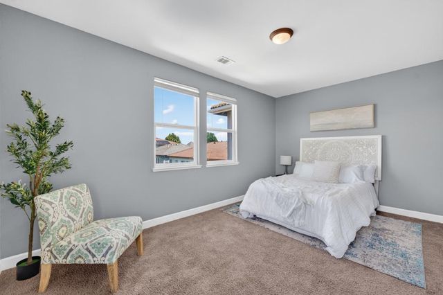 10387 Jillson Way, Elk Grove, CA 95757
