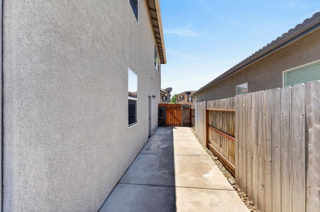 10387 Jillson Way, Elk Grove, CA 95757