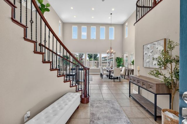 10387 Jillson Way, Elk Grove, CA 95757