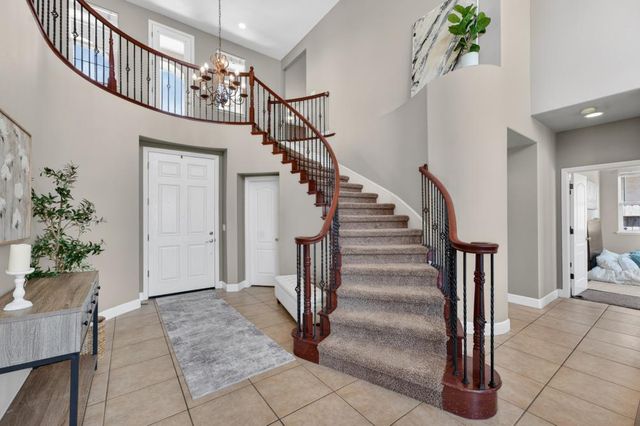10387 Jillson Way, Elk Grove, CA 95757