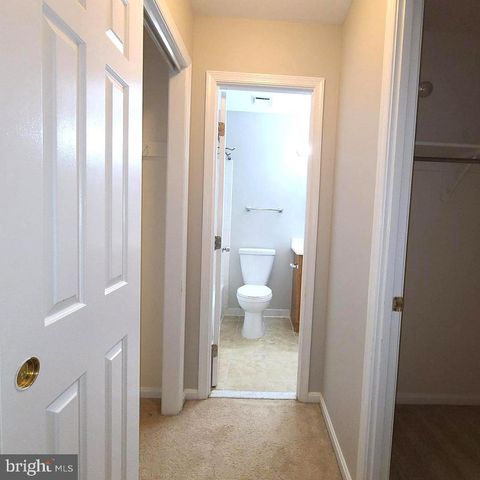 2037 GLEBE RD, Arlington, VA 22204
