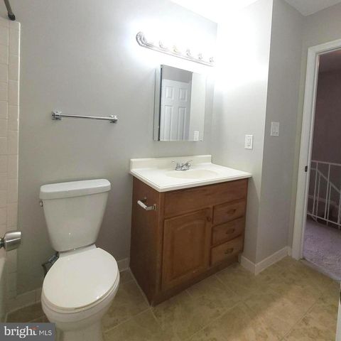 2037 GLEBE RD, Arlington, VA 22204