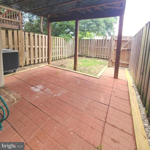 2037 GLEBE RD, Arlington, VA 22204