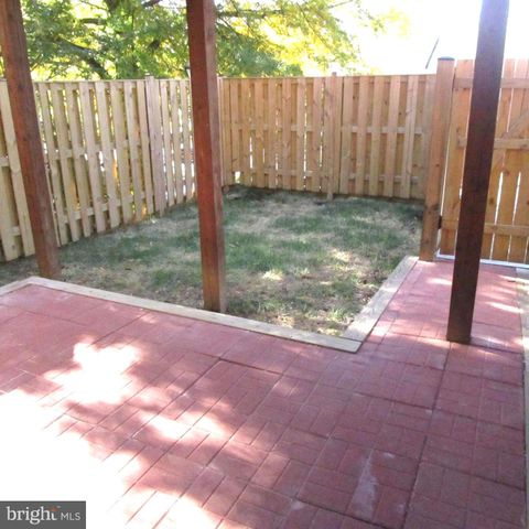 2037 GLEBE RD, Arlington, VA 22204