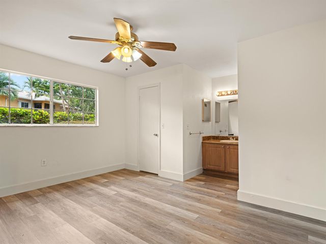 811 SE 4th Avenue C103, Dania Beach, FL 33004