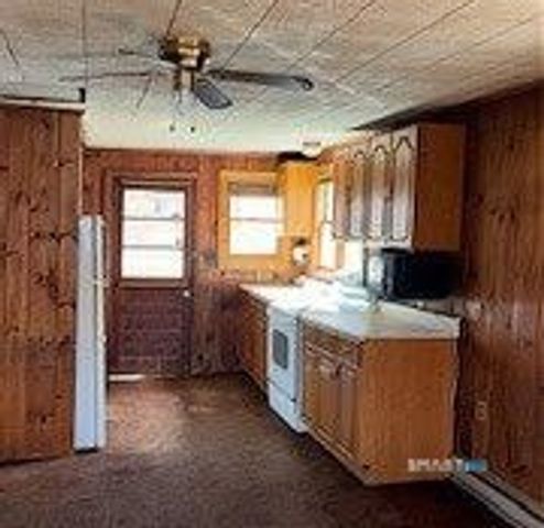 43 Bethlehem Lane, Bethlehem, CT 06751