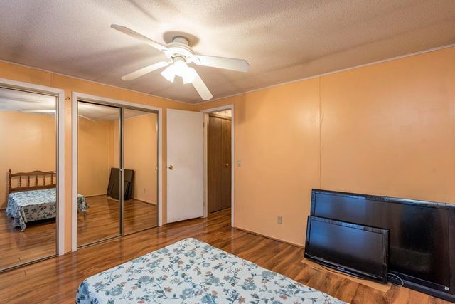 3268 Meadow Drive, Park City, IL 60085