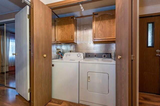 3268 Meadow Drive, Park City, IL 60085