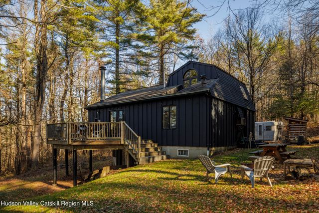 92 Cunningham Hill Road, Canaan, NY 12029