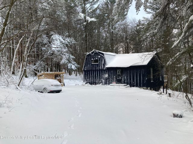 92 Cunningham Hill Road, Canaan, NY 12029