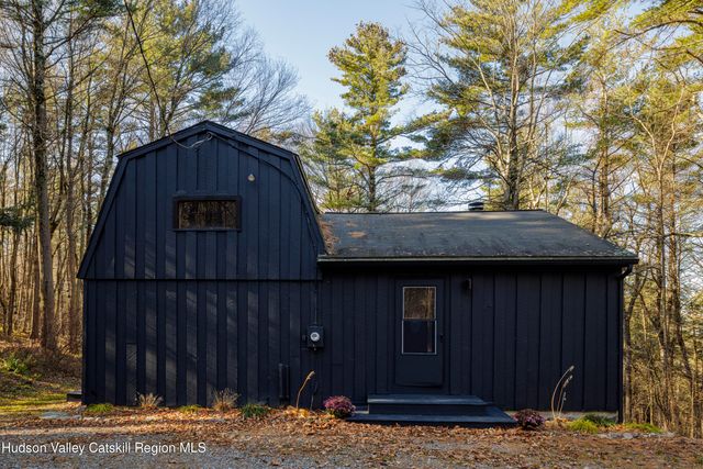 92 Cunningham Hill Road, Canaan, NY 12029