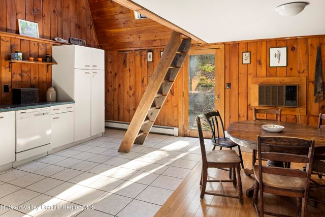 92 Cunningham Hill Road, Canaan, NY 12029