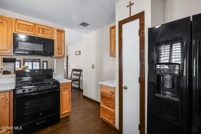 12312 FLORA ALBA Drive, El Paso, TX 79928