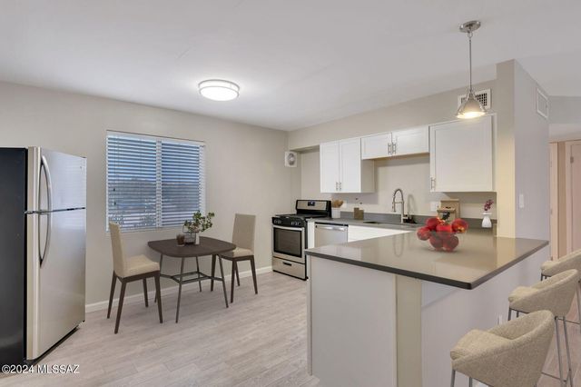 714 E 10th St Apt 18, Tucson, AZ 85719