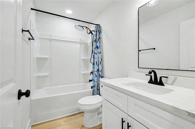 5305 Ridgefall Road, Greensboro, NC 27410