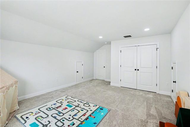 5305 Ridgefall Road, Greensboro, NC 27410