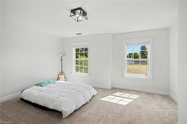 5305 Ridgefall Road, Greensboro, NC 27410