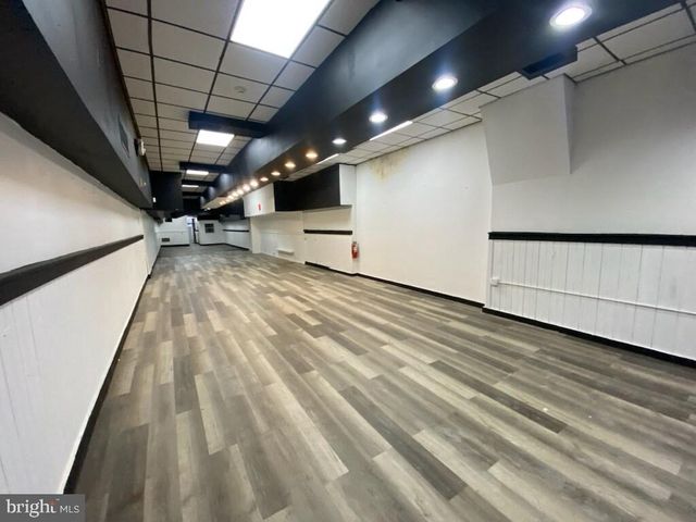 126 E LINCOLN HWY, Coatesville, PA 19320