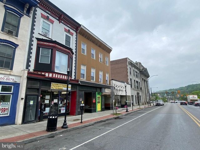126 E LINCOLN HWY, Coatesville, PA 19320