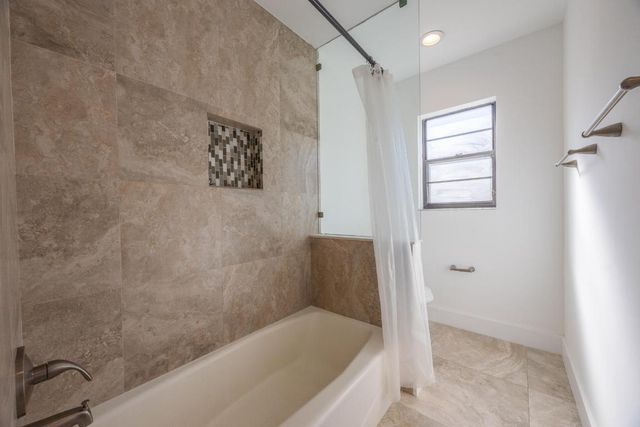 22352 Martella Avenue, Boca Raton, FL 33433