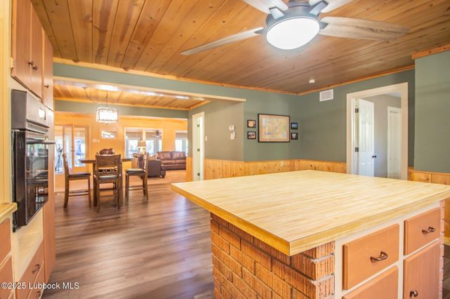 173 Pony Express Trail, Lubbock, TX 79404