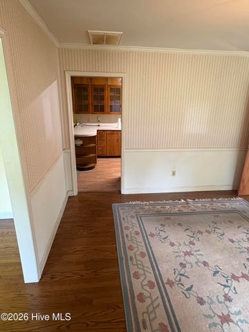 209 Oak Drive, Washington, NC 27889