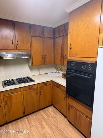 209 Oak Drive, Washington, NC 27889