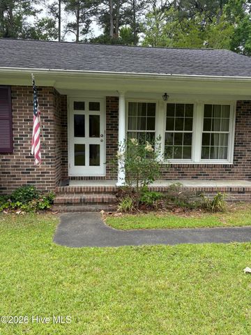 209 Oak Drive, Washington, NC 27889