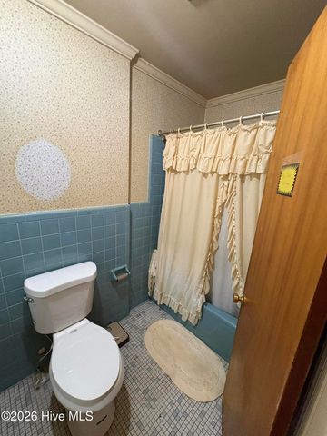 209 Oak Drive, Washington, NC 27889