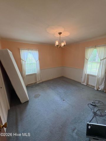 209 Oak Drive, Washington, NC 27889