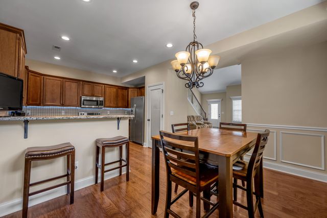 3717 Saint Andrews Walk, Lexington, KY 40509