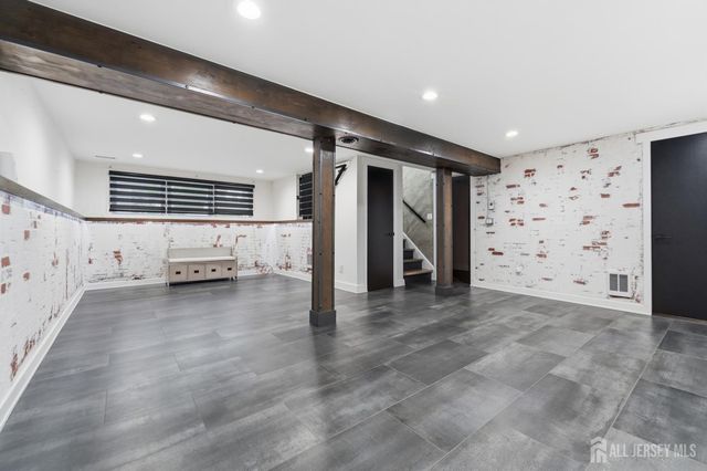 860 Coolidge Avenue, Woodbridge Proper, NJ 07095