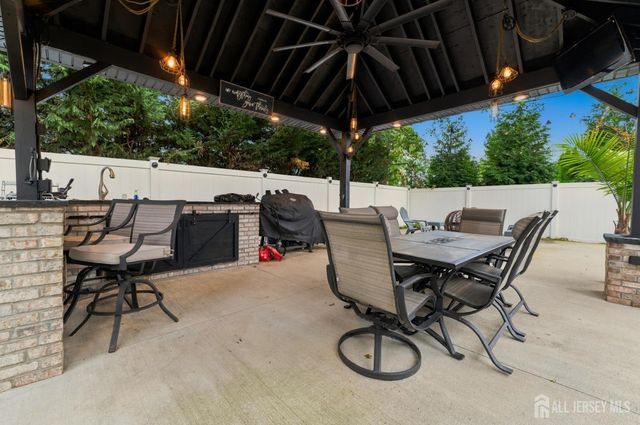 860 Coolidge Avenue, Woodbridge Proper, NJ 07095