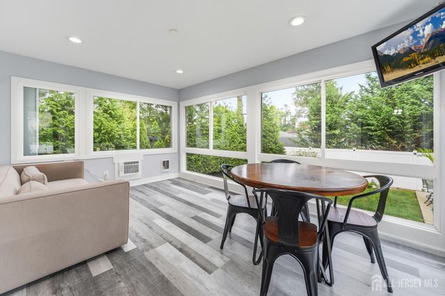 860 Coolidge Avenue, Woodbridge Proper, NJ 07095