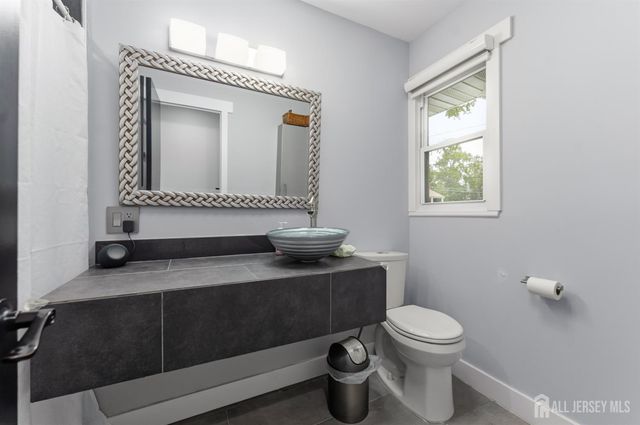 860 Coolidge Avenue, Woodbridge Proper, NJ 07095