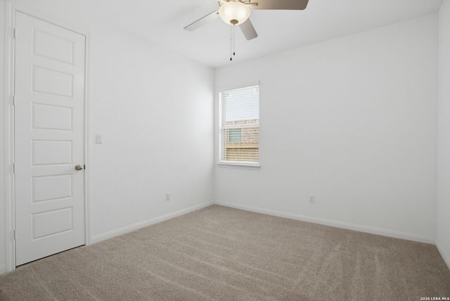 4811 Park Leaf, Marion, TX 78124