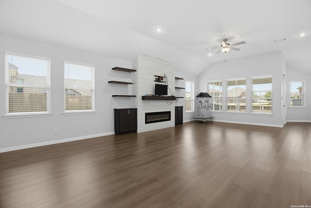 4811 Park Leaf, Marion, TX 78124