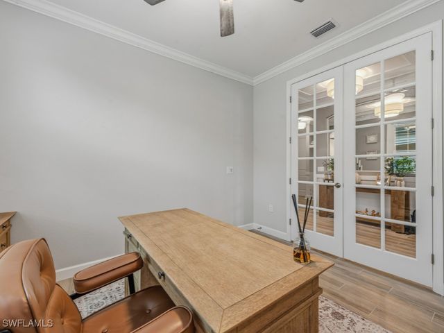 1788 Hagen CT, Naples, FL 34120