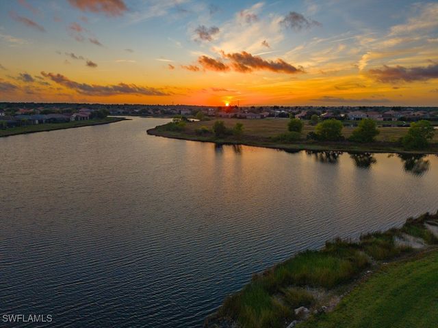 1788 Hagen CT, Naples, FL 34120