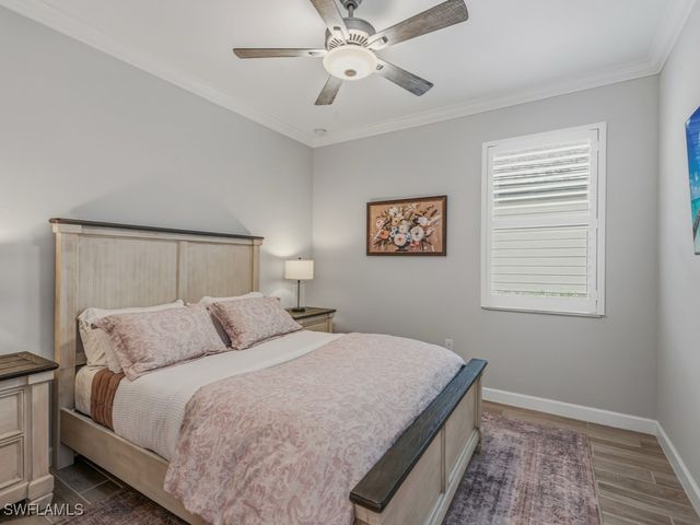 1788 Hagen CT, Naples, FL 34120