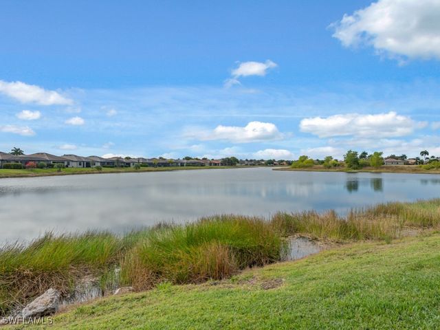 1788 Hagen CT, Naples, FL 34120