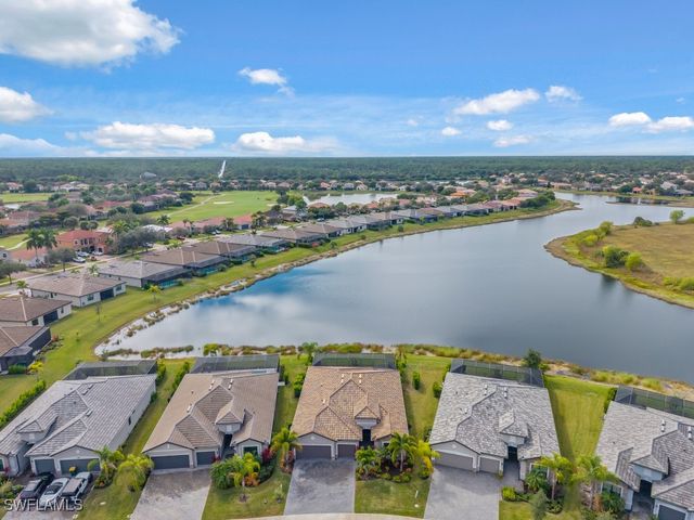 1788 Hagen CT, Naples, FL 34120