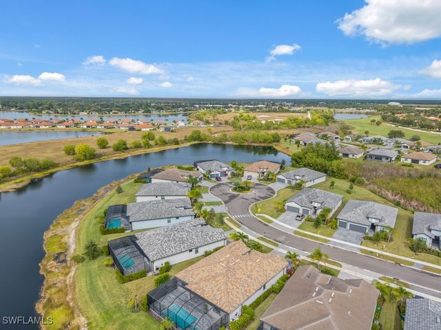 1788 Hagen CT, Naples, FL 34120