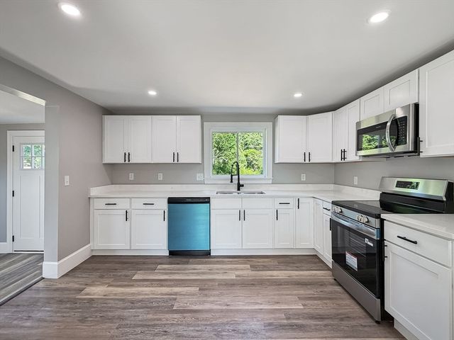 98 Hobart St, East Bridgewater, MA 02333